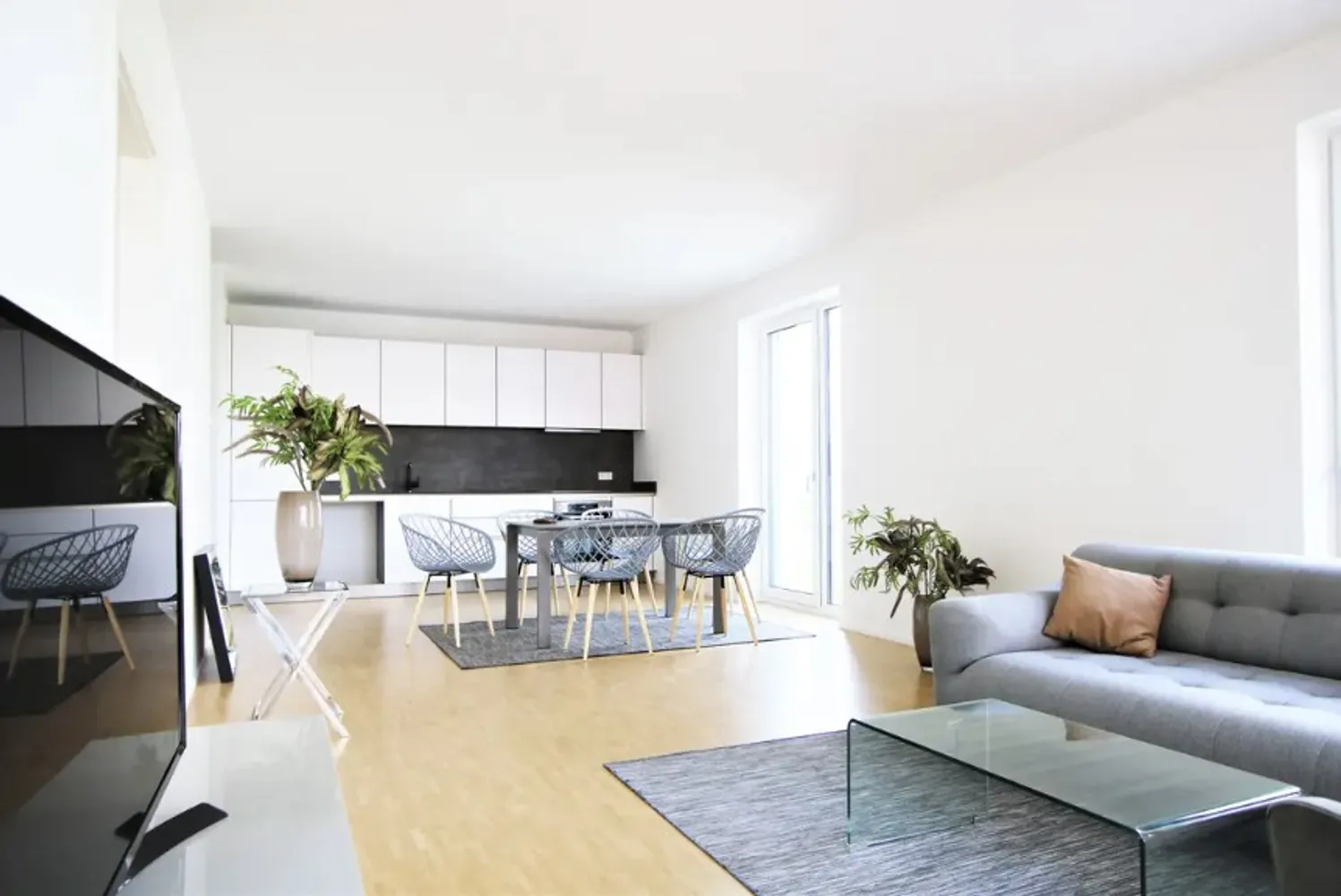2 Zimmer Wohnung mit 78 m² in Frankfurt am Main – Bild 3