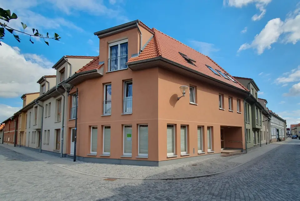 2 Zimmer Wohnung mit 65 m² in Stendal – Bild 2
