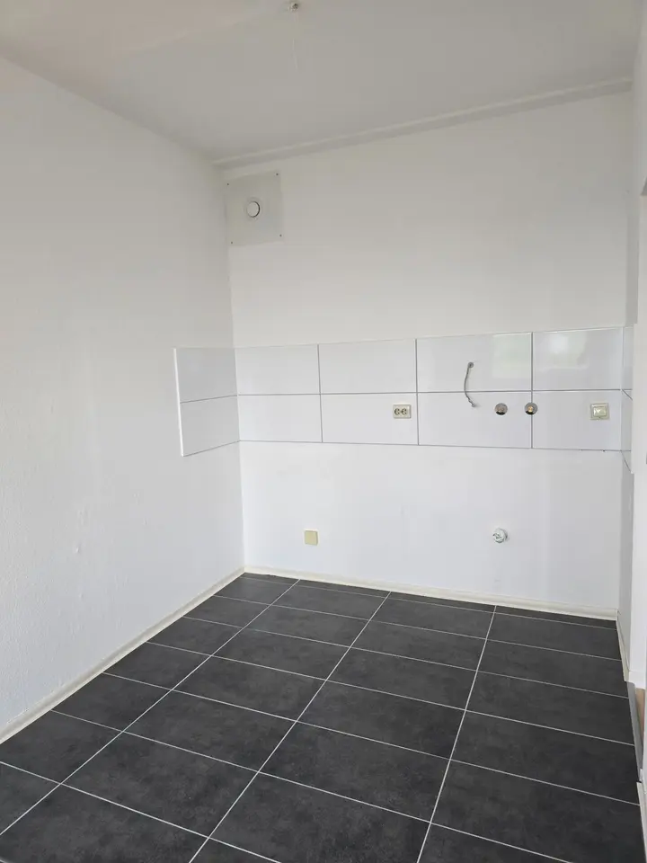 2 Zimmer Wohnung mit 34 m² in Halle (Saale) – Bild 4