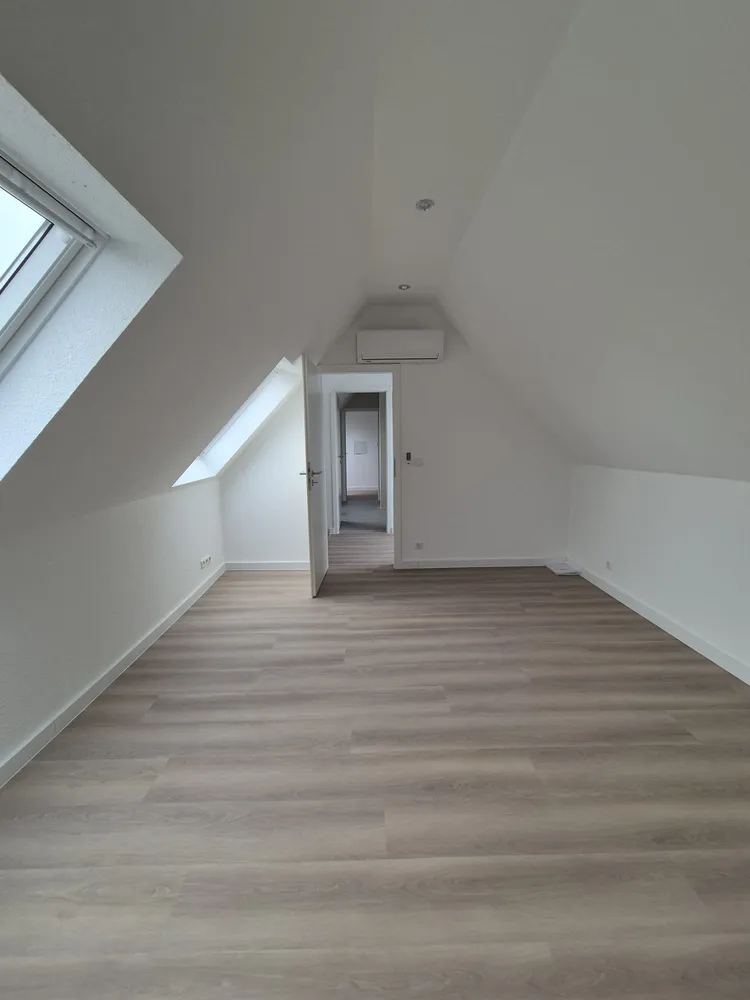 3 Zimmer Wohnung mit 130 m² in Essen – Bild 8