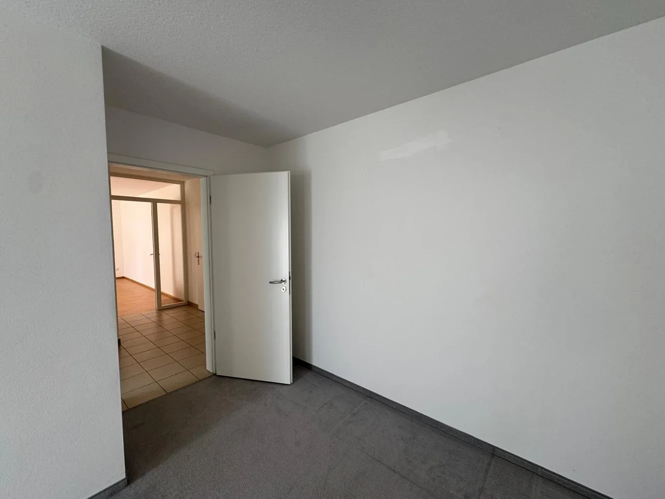 2 room apartment with 61 m² in Augsburg – Photo 5