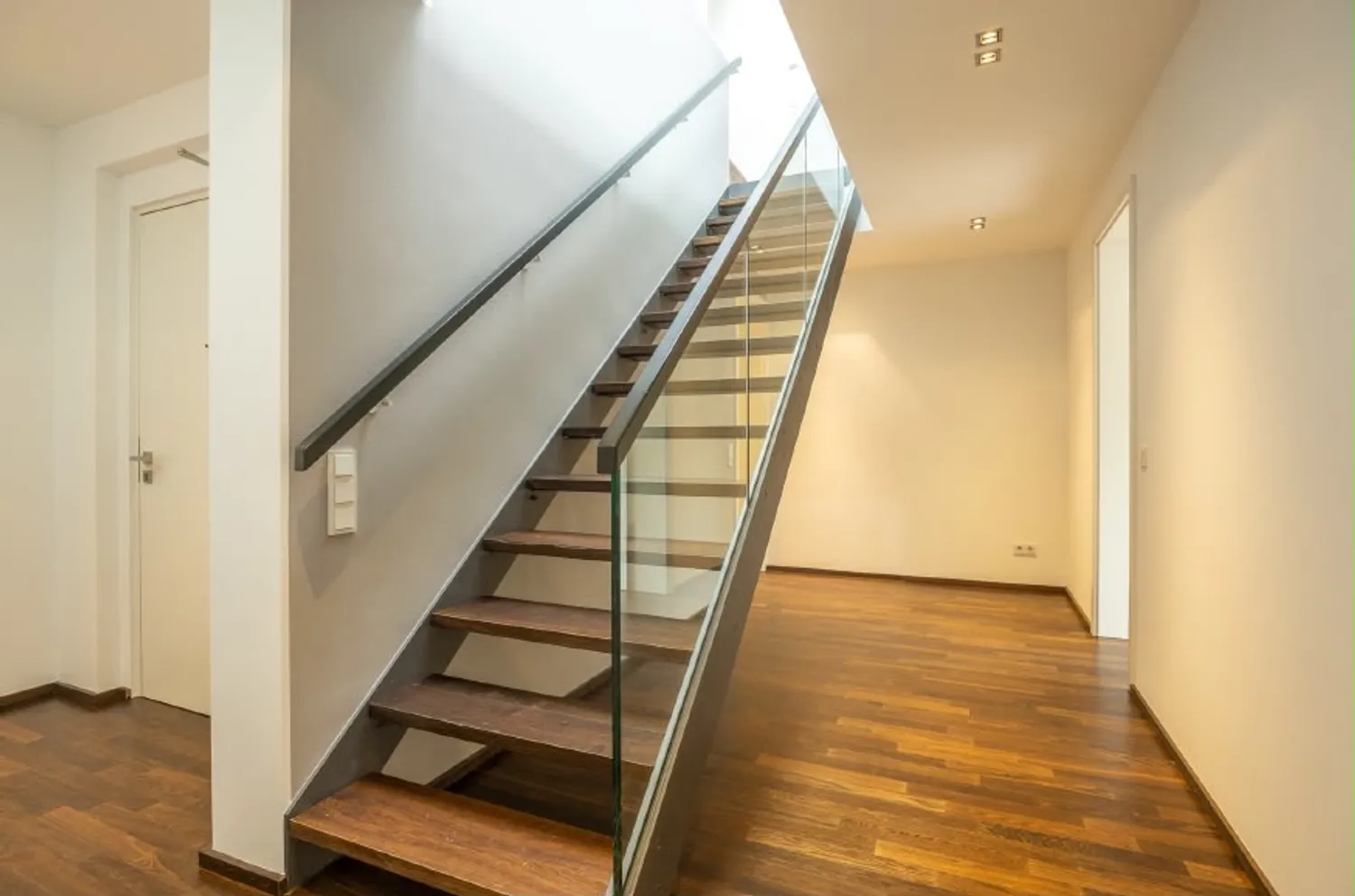 4 Zimmer Wohnung mit 160 m² in Aachen – Bild 3