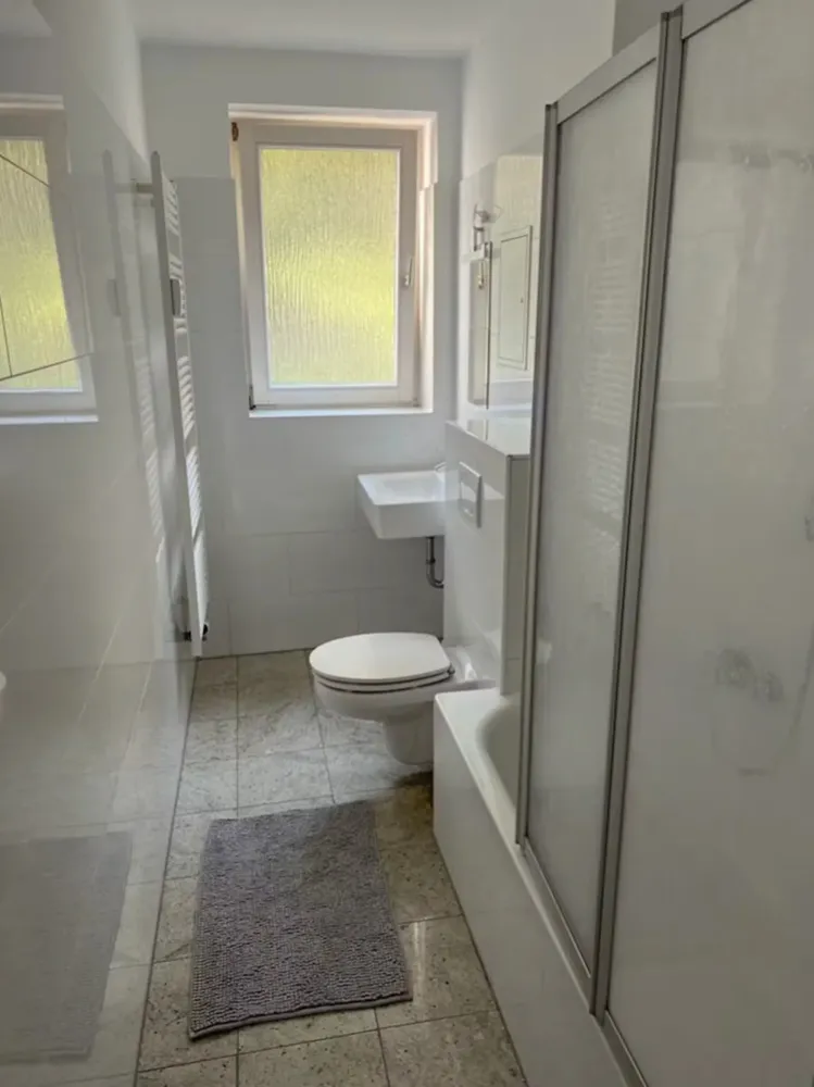 WG-Zimmer mit 30 m² in Frankfurt am Main – Bild 2