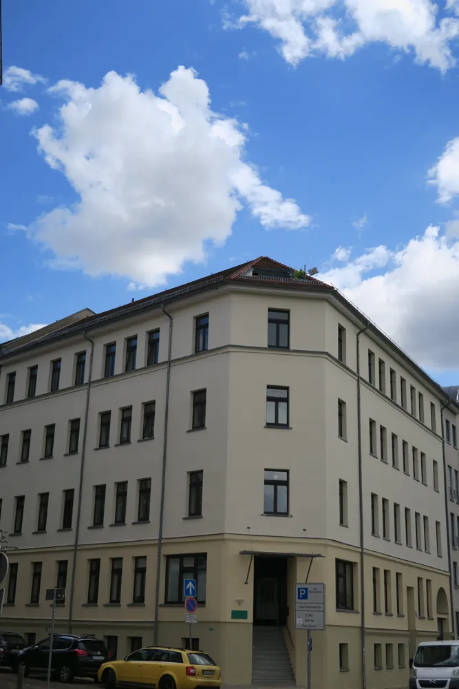 2 Zimmer Wohnung mit 59 m² in Halle (Saale) – Bild 1