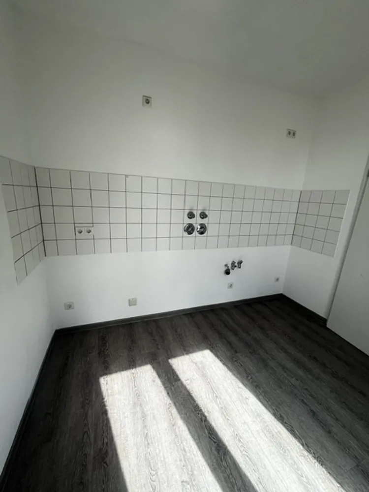 2 Zimmer Wohnung mit 66 m² in Dresden – Bild 4