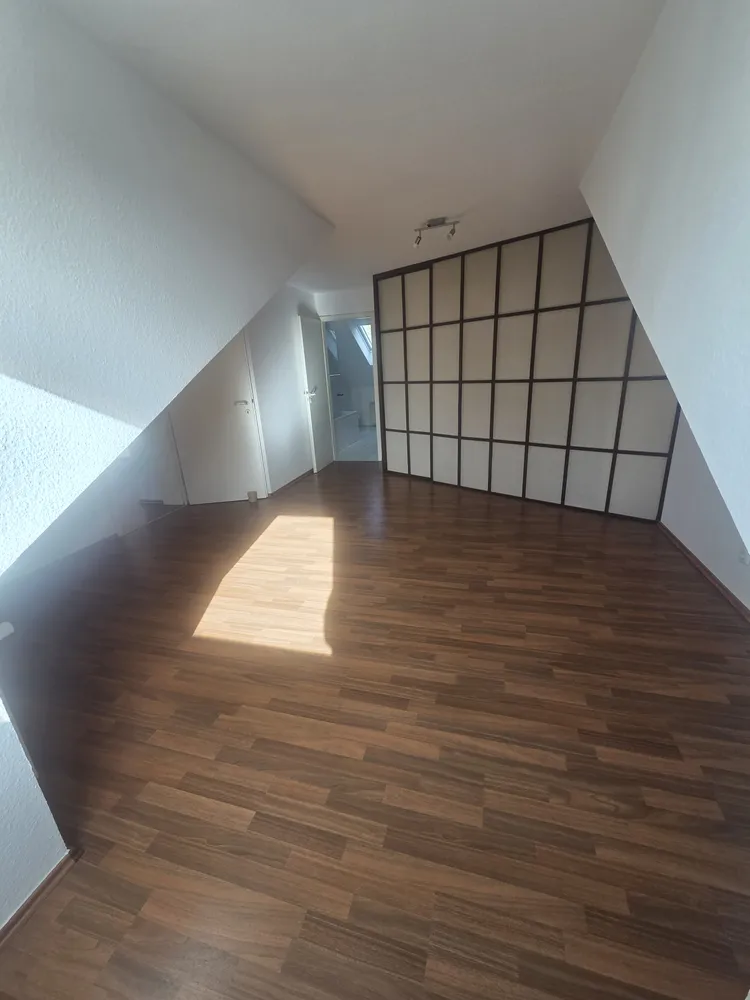 3 room apartment with 88 m² in Düsseldorf – Photo 5