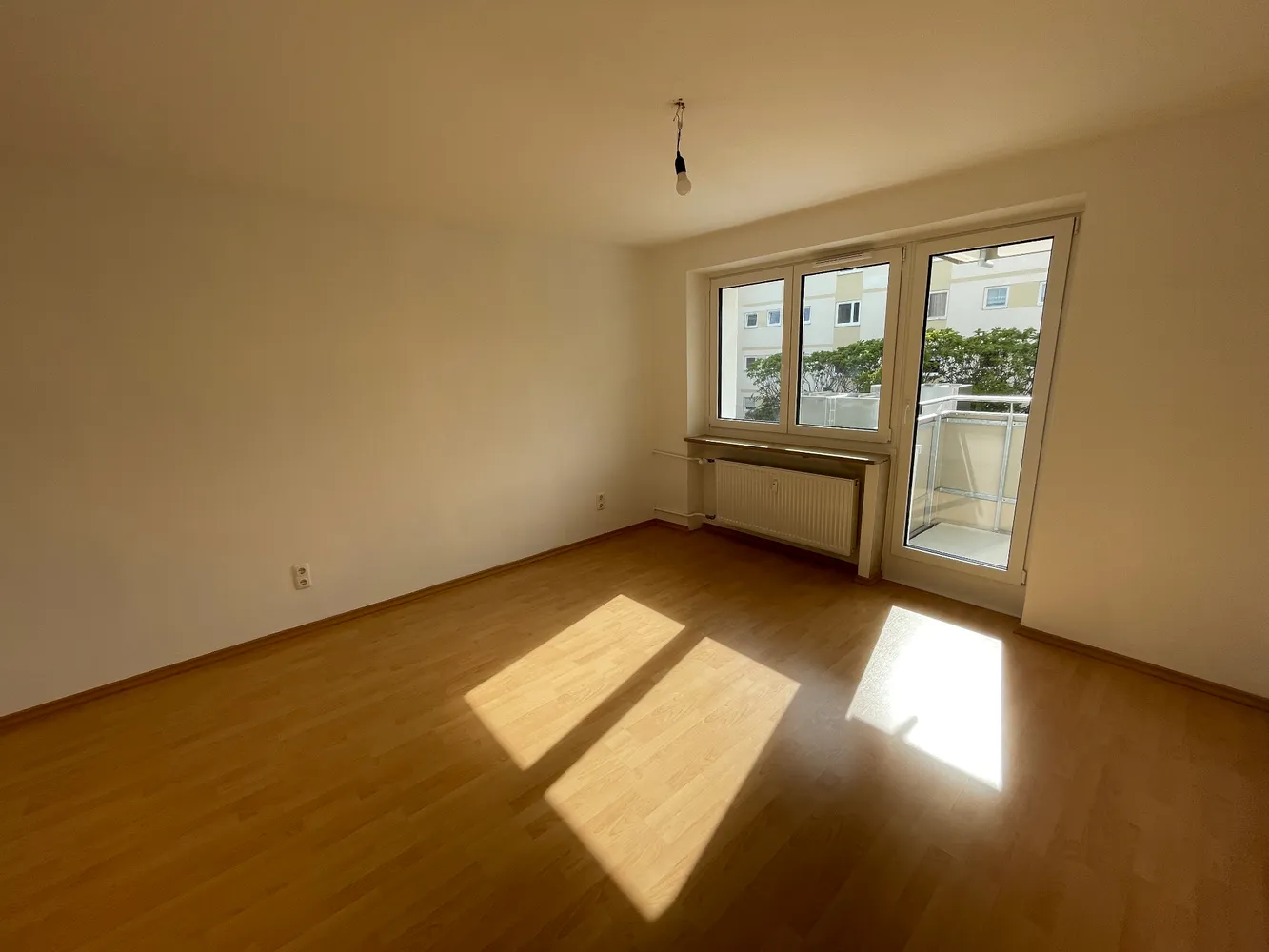 3 Zimmer Wohnung mit 86 m² in Regensburg – Bild 3