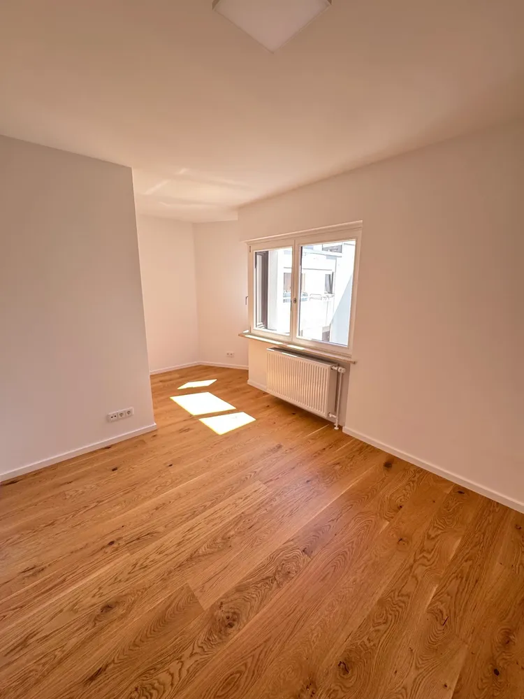 4 Zimmer Wohnung mit 112 m² in Frankfurt am Main – Bild 8