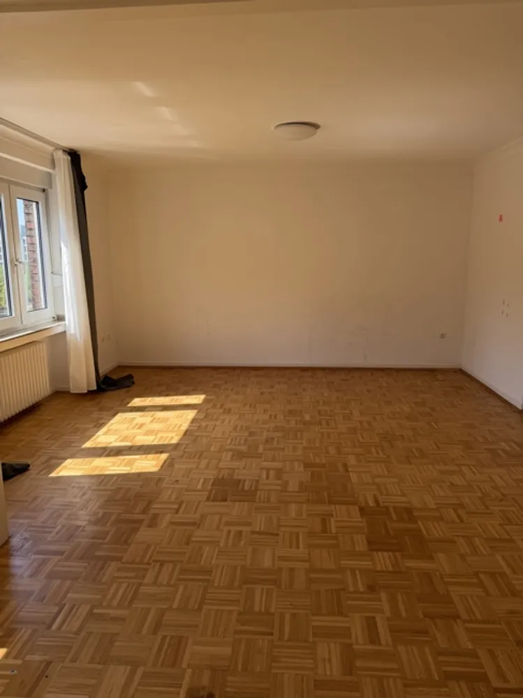 2 Zimmer Wohnung mit 90 m² in Duisburg – Bild 4
