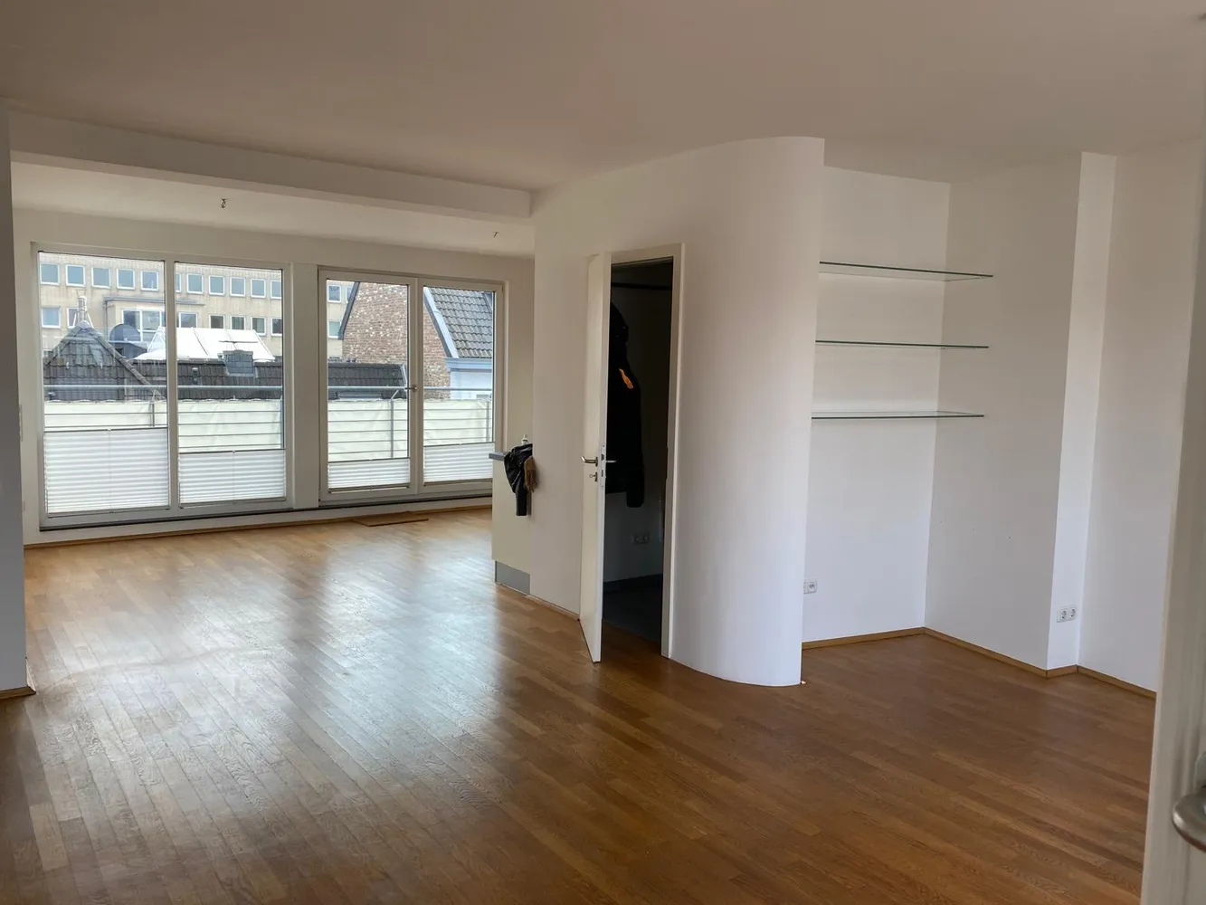 2 Zimmer Wohnung mit 77 m² in Aachen – Bild 8
