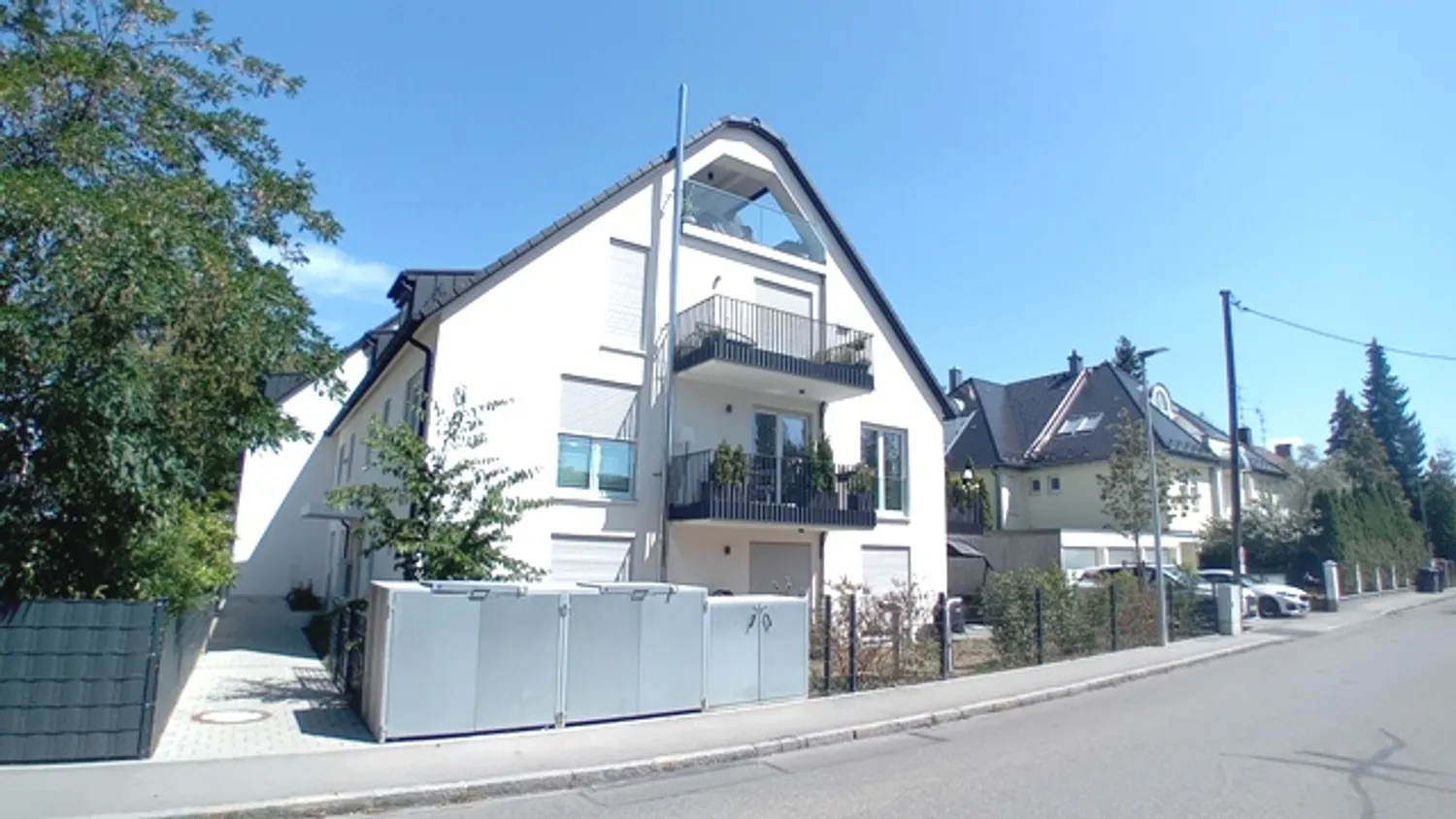 5 Zimmer Wohnung mit 109 m² in München – Bild 1