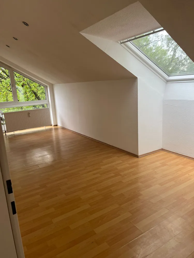 4 Zimmer Wohnung mit 95 m² in Duisburg – Bild 2
