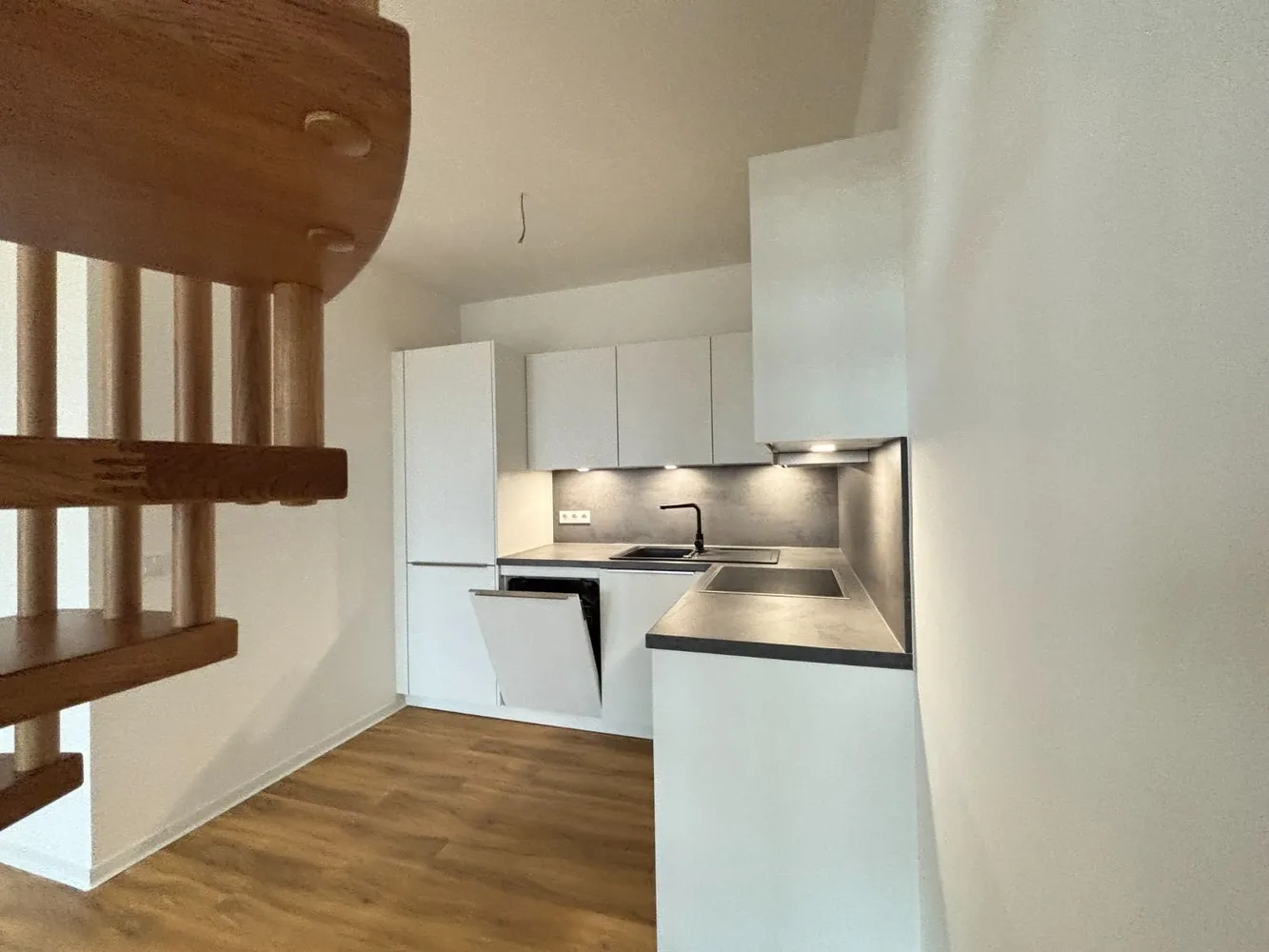 2 Zimmer Wohnung mit 66 m² in Dresden – Bild 8