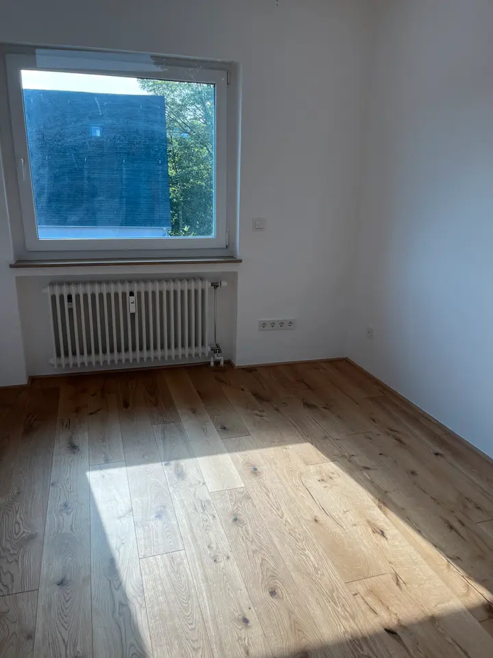 4 Zimmer Wohnung mit 123 m² in Siegen – Bild 2