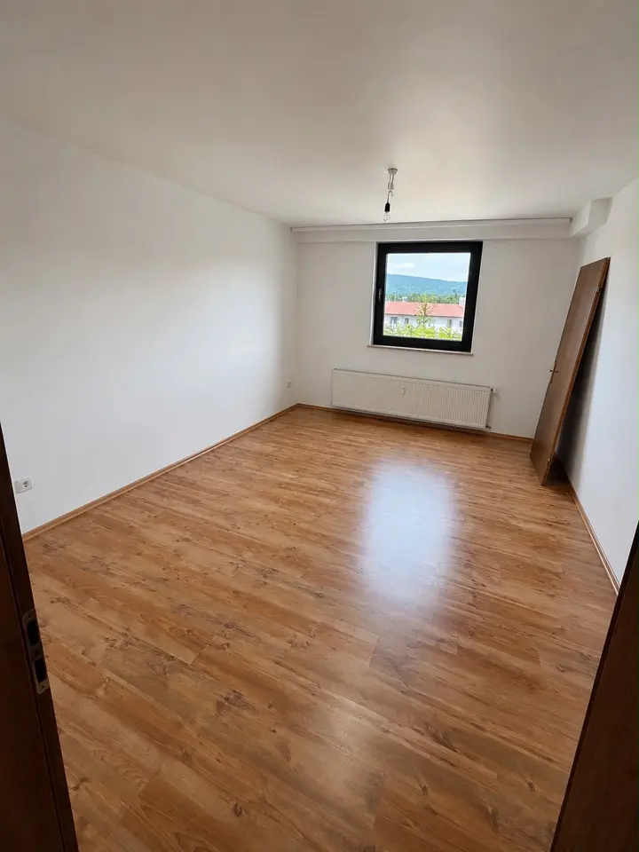 2 Zimmer Wohnung mit 65 m² in Miltenberg – Bild 1
