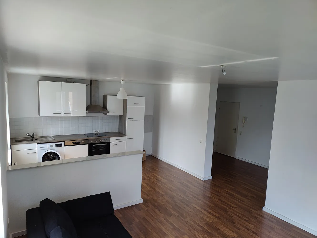 2 Zimmer Wohnung mit 65 m² in Köln – Bild 3