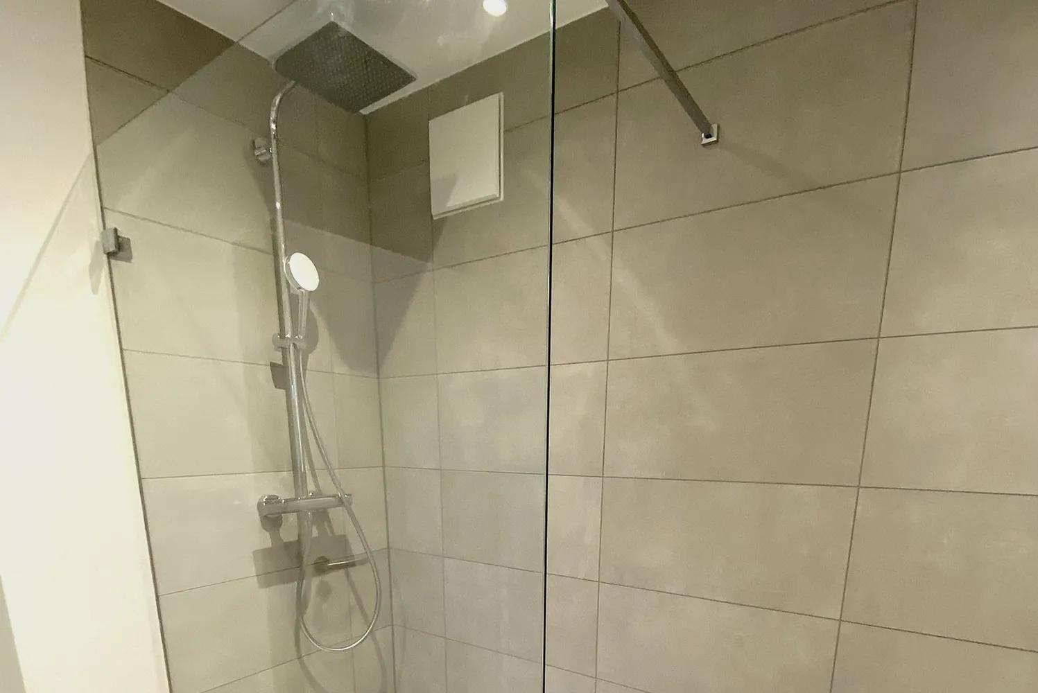 4 Zimmer Wohnung mit 133 m² in Meerbusch – Bild 3