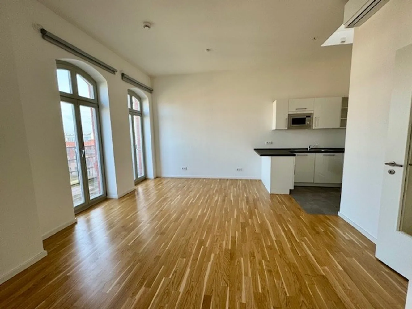 2 Zimmer Wohnung mit 64 m² in Berlin – Bild 3