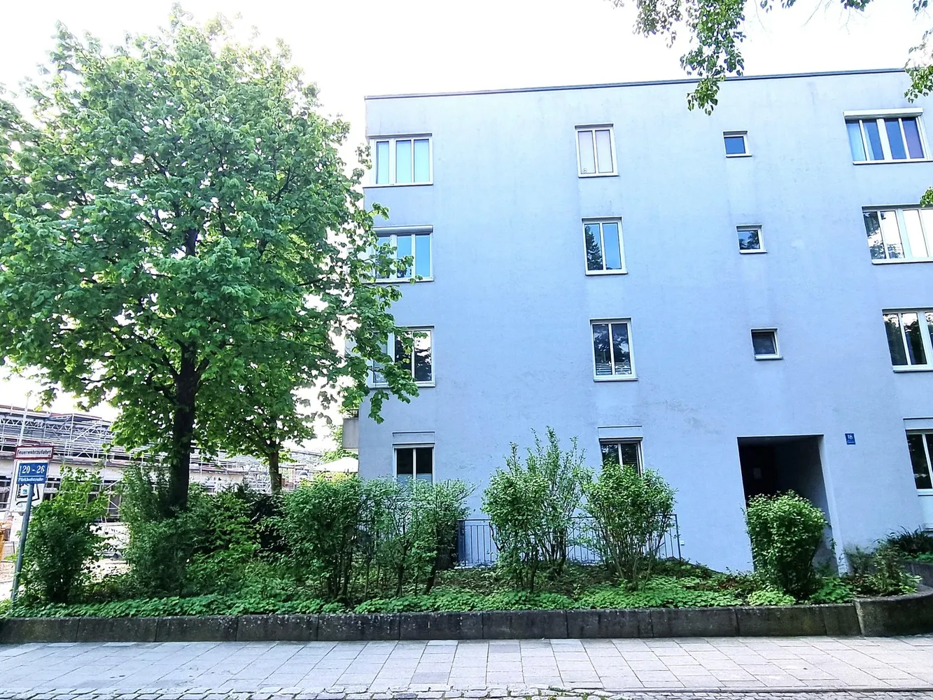 2 room apartment with 70 m² in Munich – Photo 4