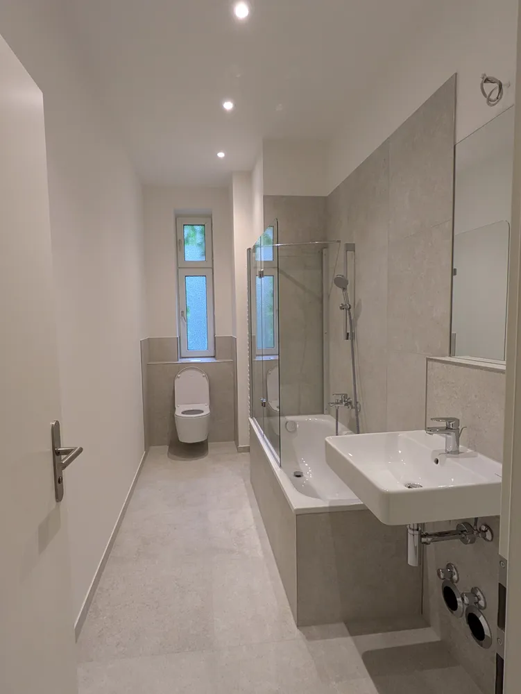 2 Zimmer Wohnung mit 83 m² in Berlin – Bild 3