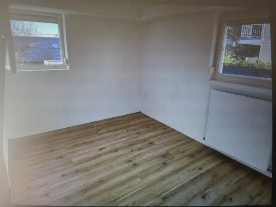 4 Zimmer Wohnung mit 100 m² in Nürtingen – Bild 3