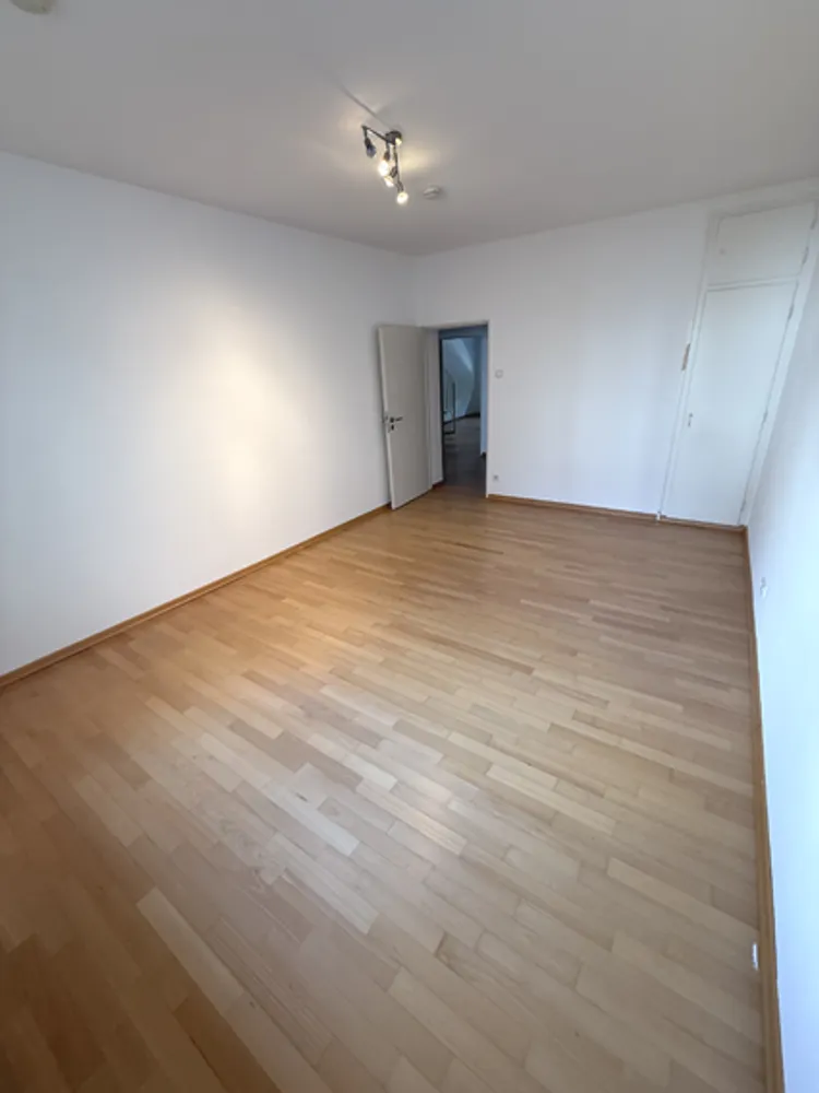 7 Zimmer Wohnung mit 178 m² in Mannheim – Bild 12