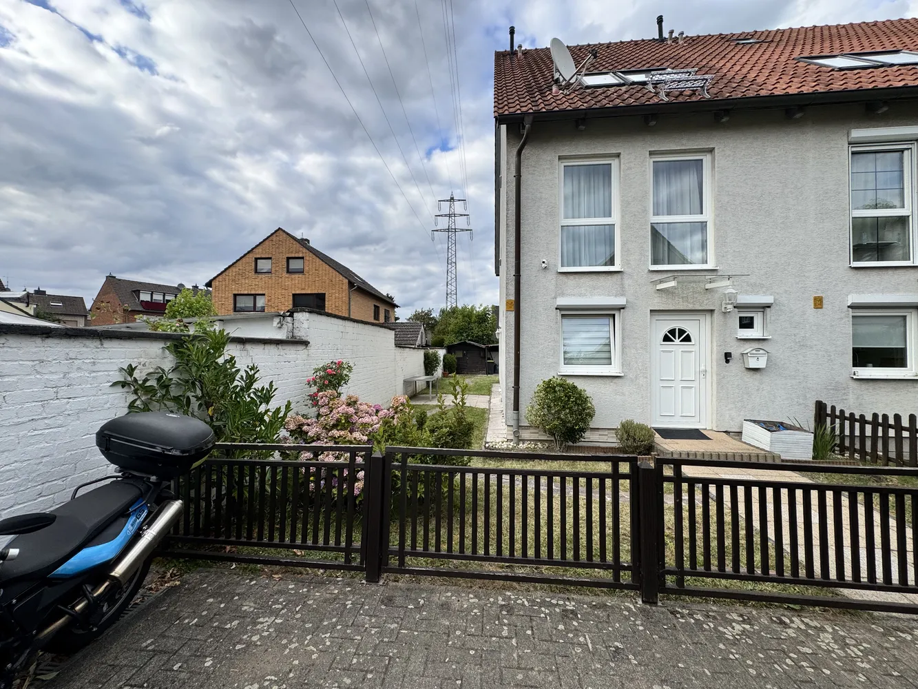 6 Zimmer Haus mit 128 m² in Düsseldorf – Bild 2