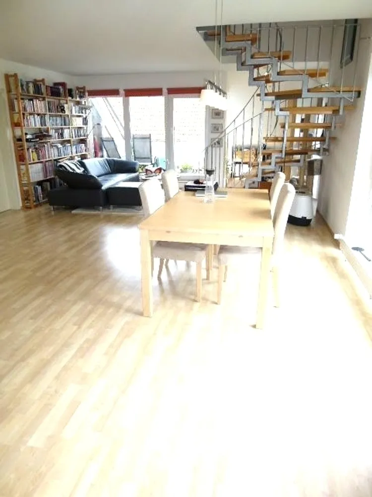 5 Zimmer Wohnung mit 135 m² in Wiesbaden – Bild 3