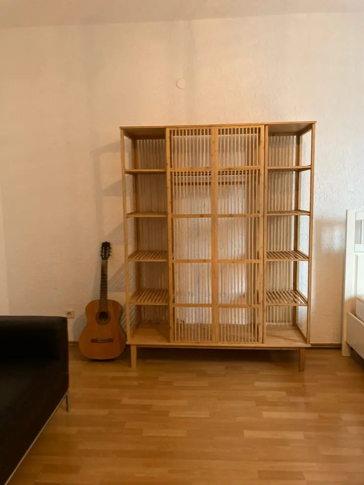 Shared room with 28 m² in Stuttgart – Photo 2