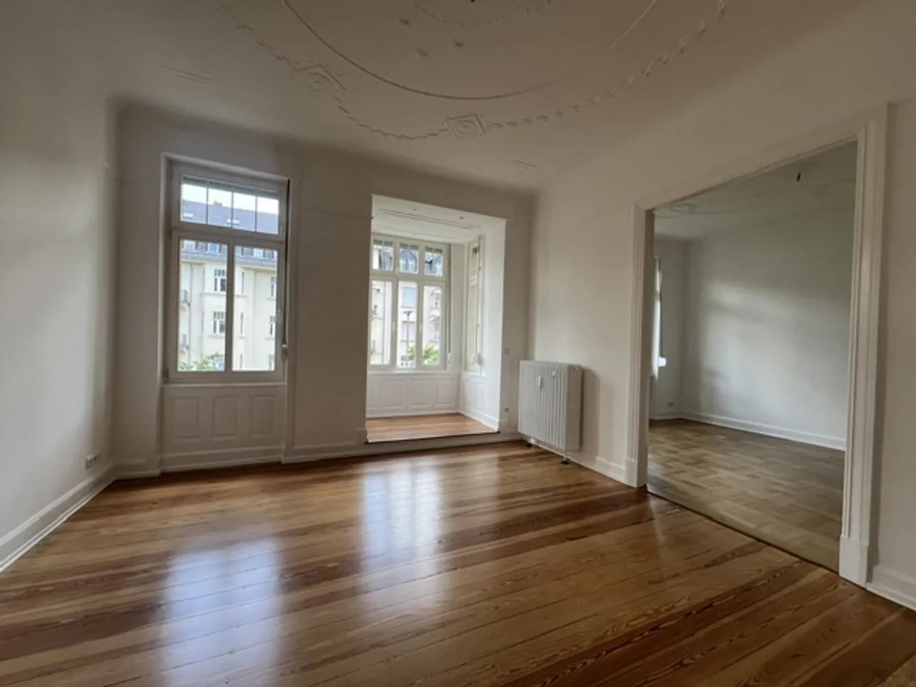 3 Zimmer Wohnung mit 93 m² in Wiesbaden – Bild 3
