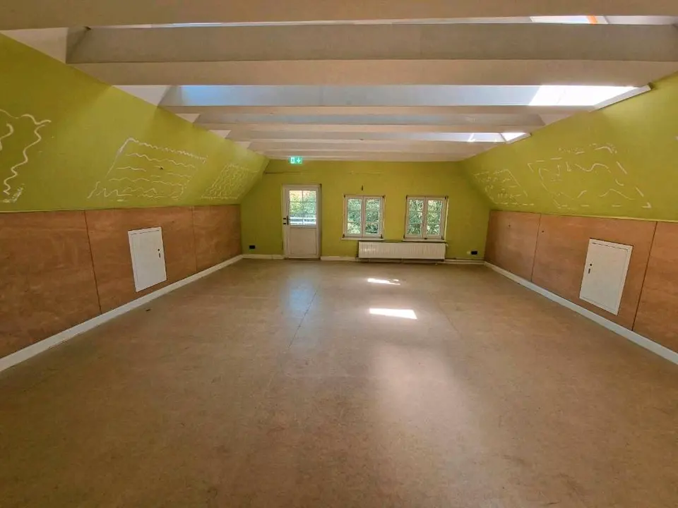 7 Zimmer Haus mit 290 m² in Neumünster – Bild 9