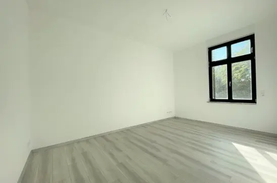 3 Zimmer Wohnung mit 92 m² in Bitterfeld-Wolfen – Bild 1