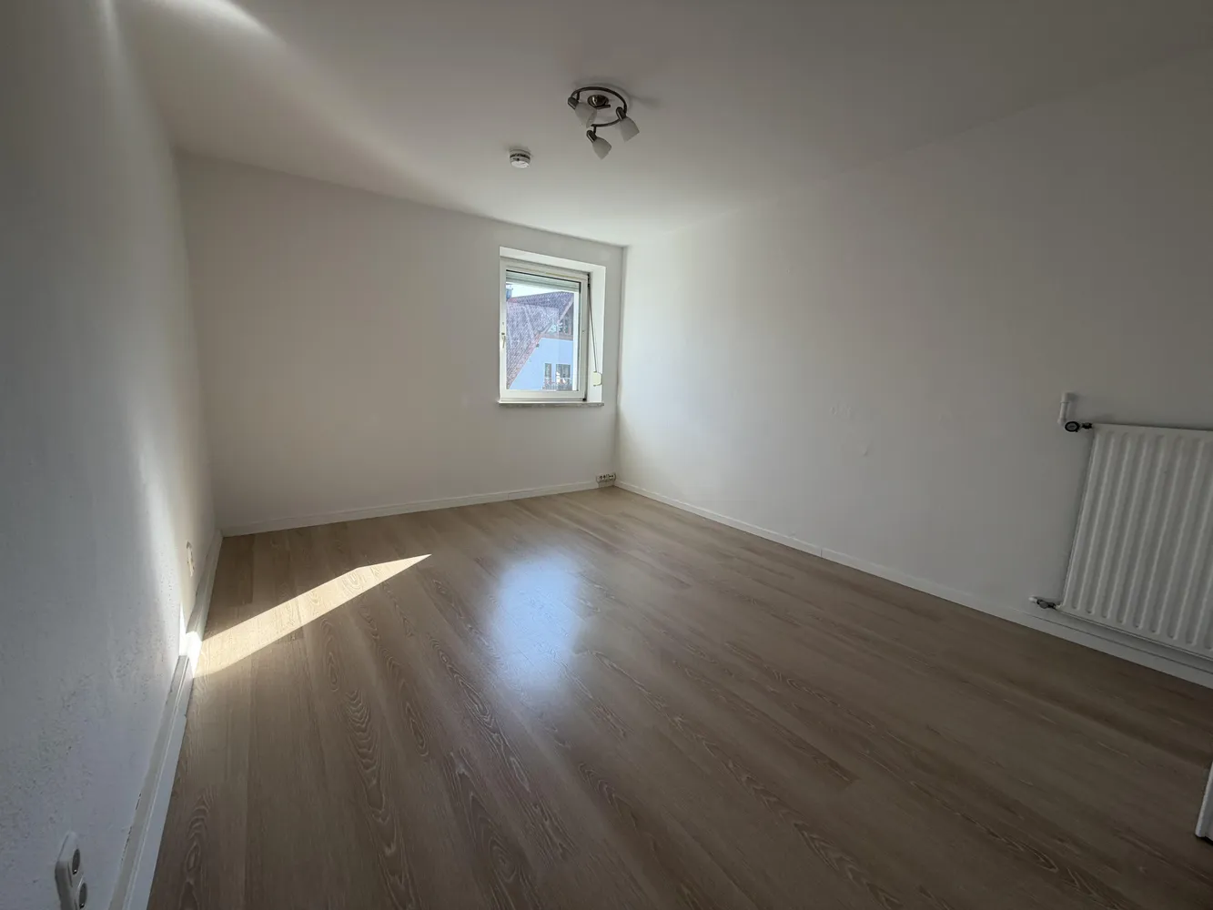 3 Zimmer Wohnung mit 96 m² in München – Bild 4