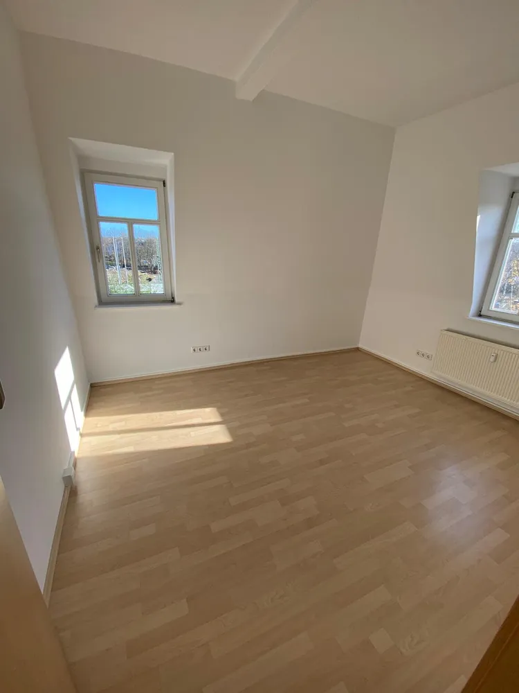 6 Zimmer Wohnung mit 181 m² in Altenburg – Bild 9
