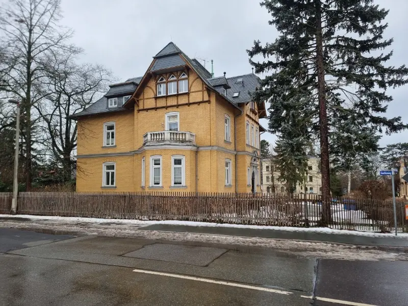 4 Zimmer Wohnung mit 120 m² in Zwickau – Bild 10