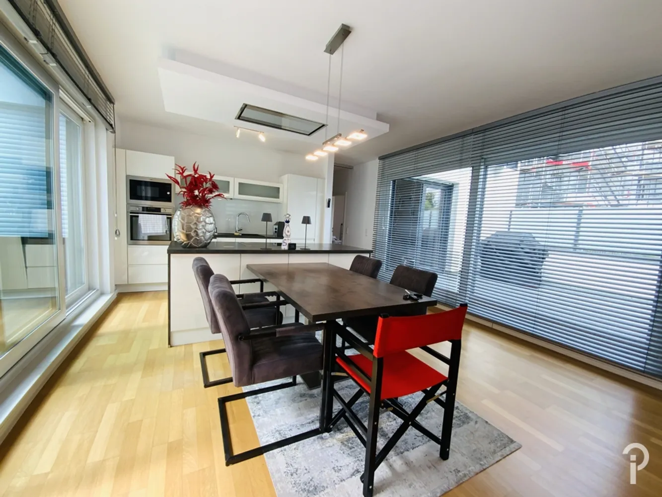 3 Zimmer Wohnung mit 149 m² in Düsseldorf – Bild 3