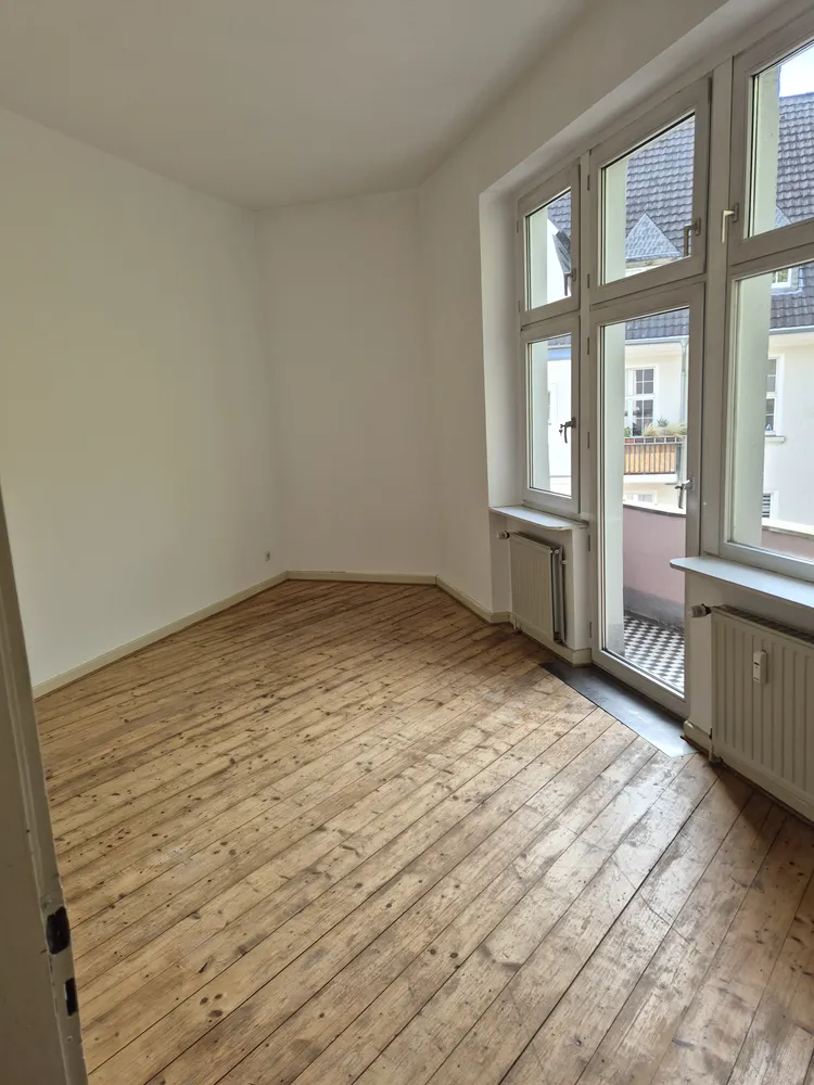 3 room apartment with 80 m² in Düsseldorf – Photo 5