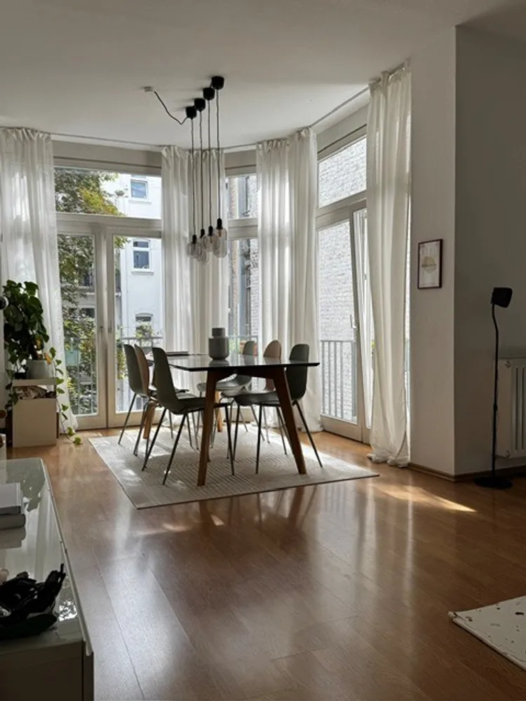 3 Zimmer Wohnung mit 80 m² in Düsseldorf – Bild 1