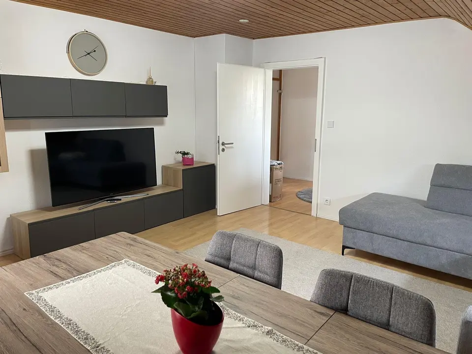 2 Zimmer Wohnung mit 78 m² in Karlsruhe – Bild 3