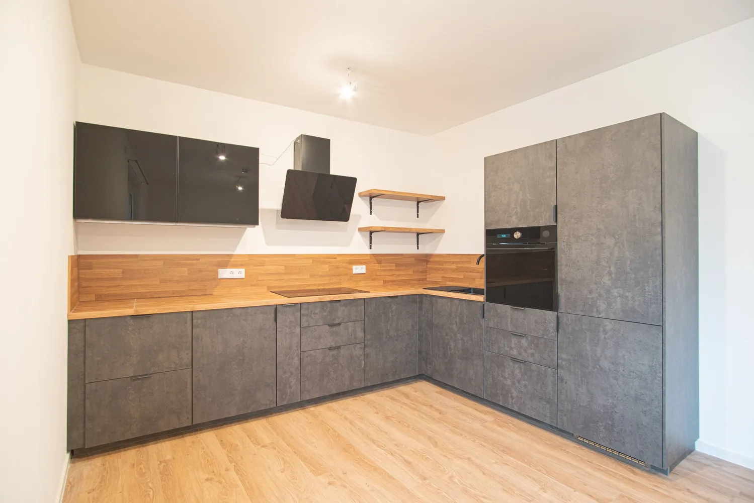 3 Zimmer Wohnung mit 80 m² in Berlin – Bild 2