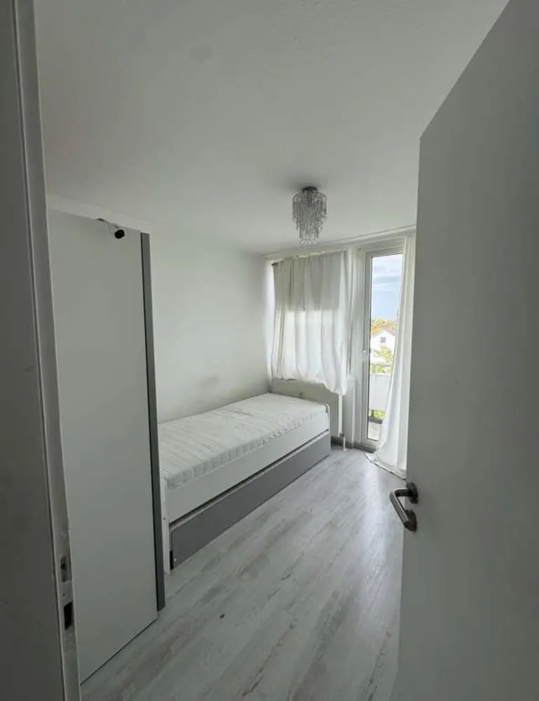 2 Zimmer Wohnung mit 45 m² in München – Bild 7