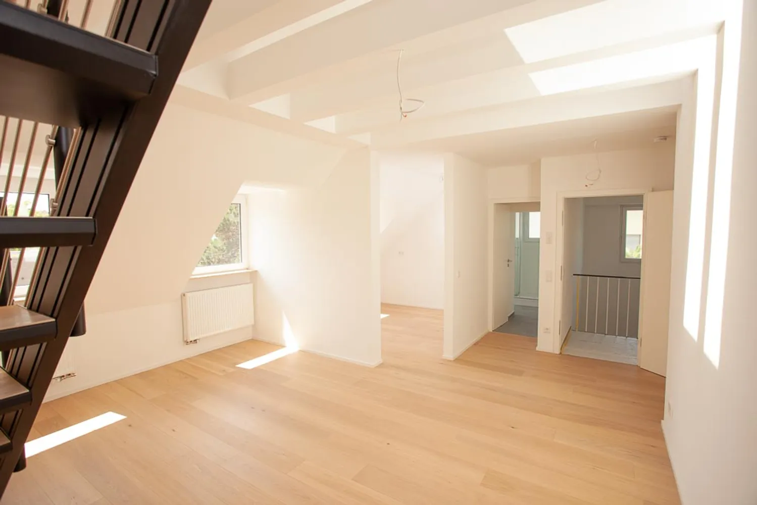 4 Zimmer Wohnung mit 98 m² in Köln – Bild 1