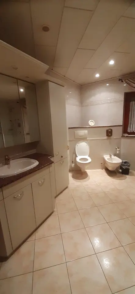 5 Zimmer Wohnung mit 200 m² in Bruchsal – Bild 4