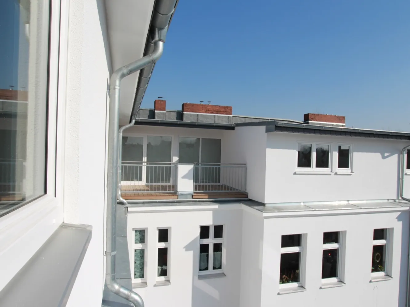 6 Zimmer Wohnung mit 227 m² in Berlin – Bild 1