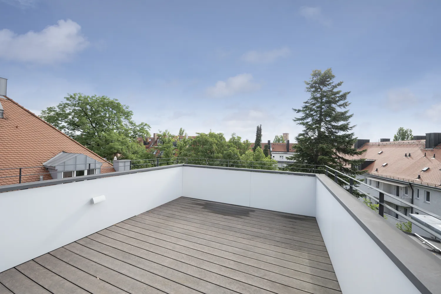 5 Zimmer Wohnung mit 261 m² in München – Bild 12