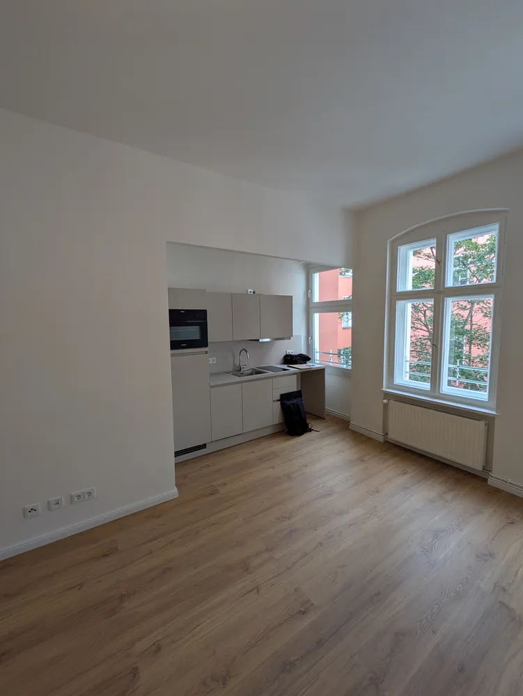 1 room apartment with 35 m² in Berlin – Photo 2