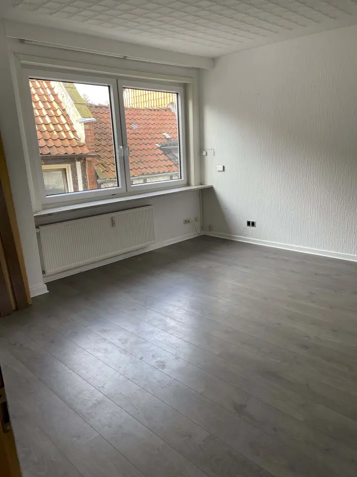 5 Zimmer Wohnung mit 150 m² in Einbeck – Bild 1