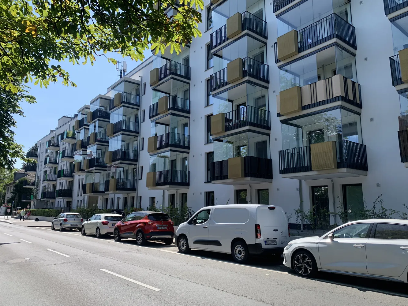 5 Zimmer Wohnung mit 141 m² in Köln – Bild 1