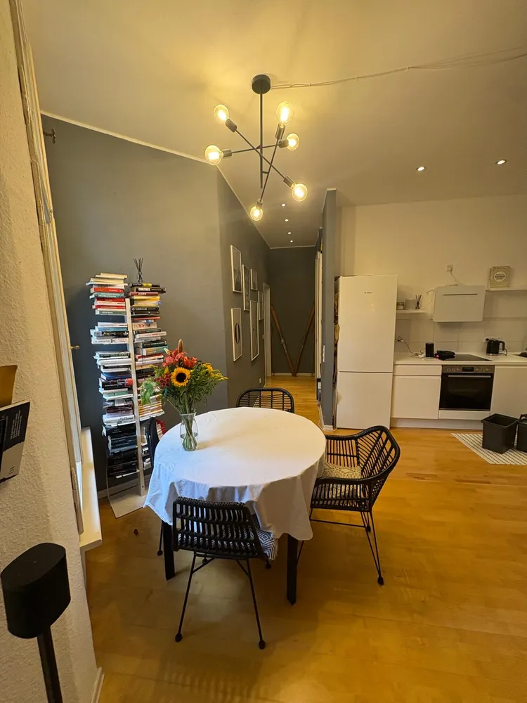 2 room apartment with 70 m² in Berlin – Photo 2