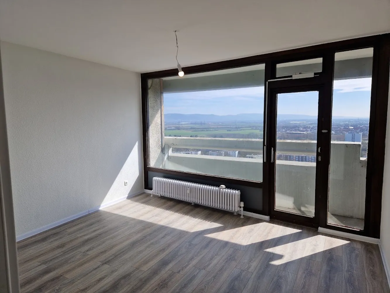 4 Zimmer Wohnung mit 101 m² in Mannheim – Bild 2